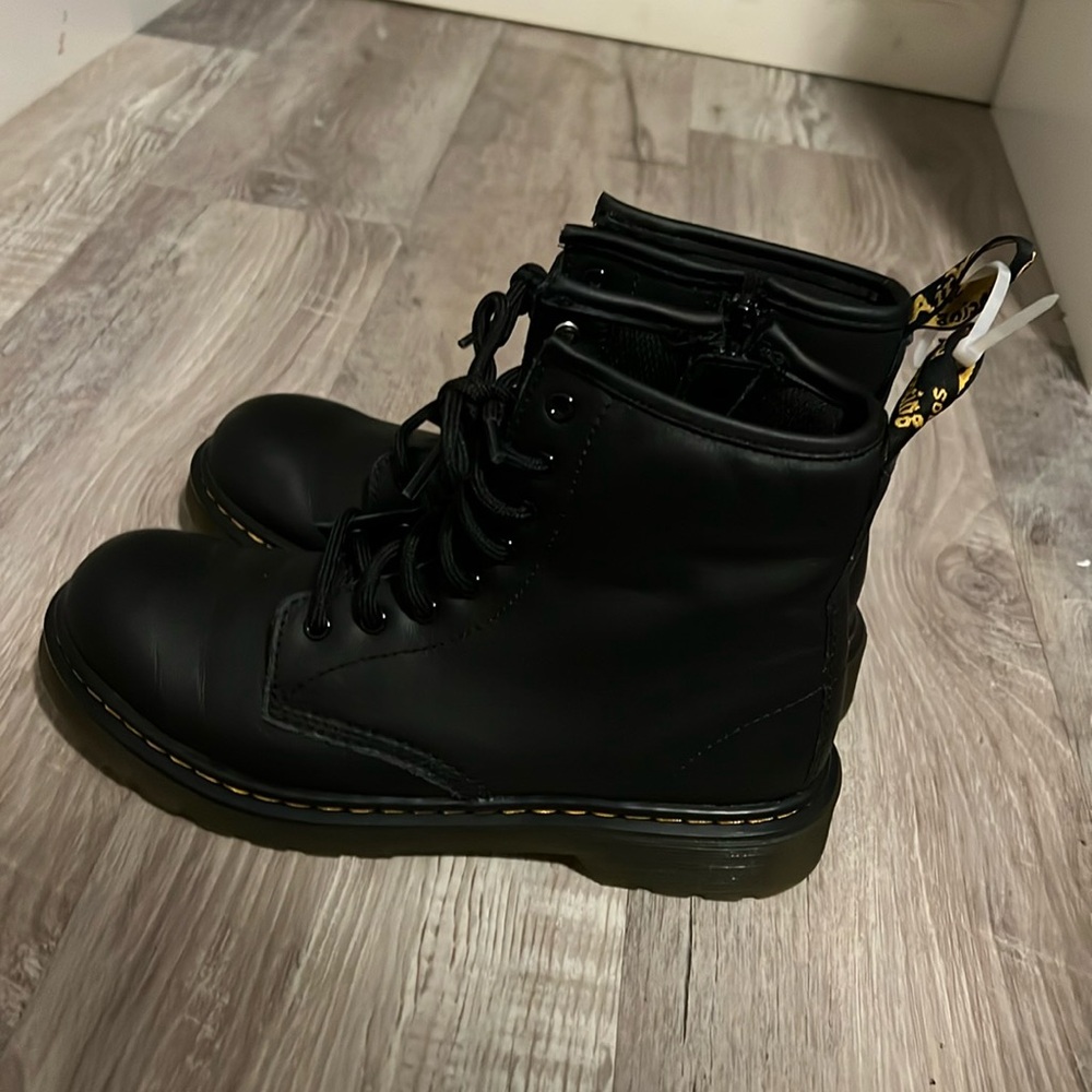 Brand new black doc martens leather boots size 4